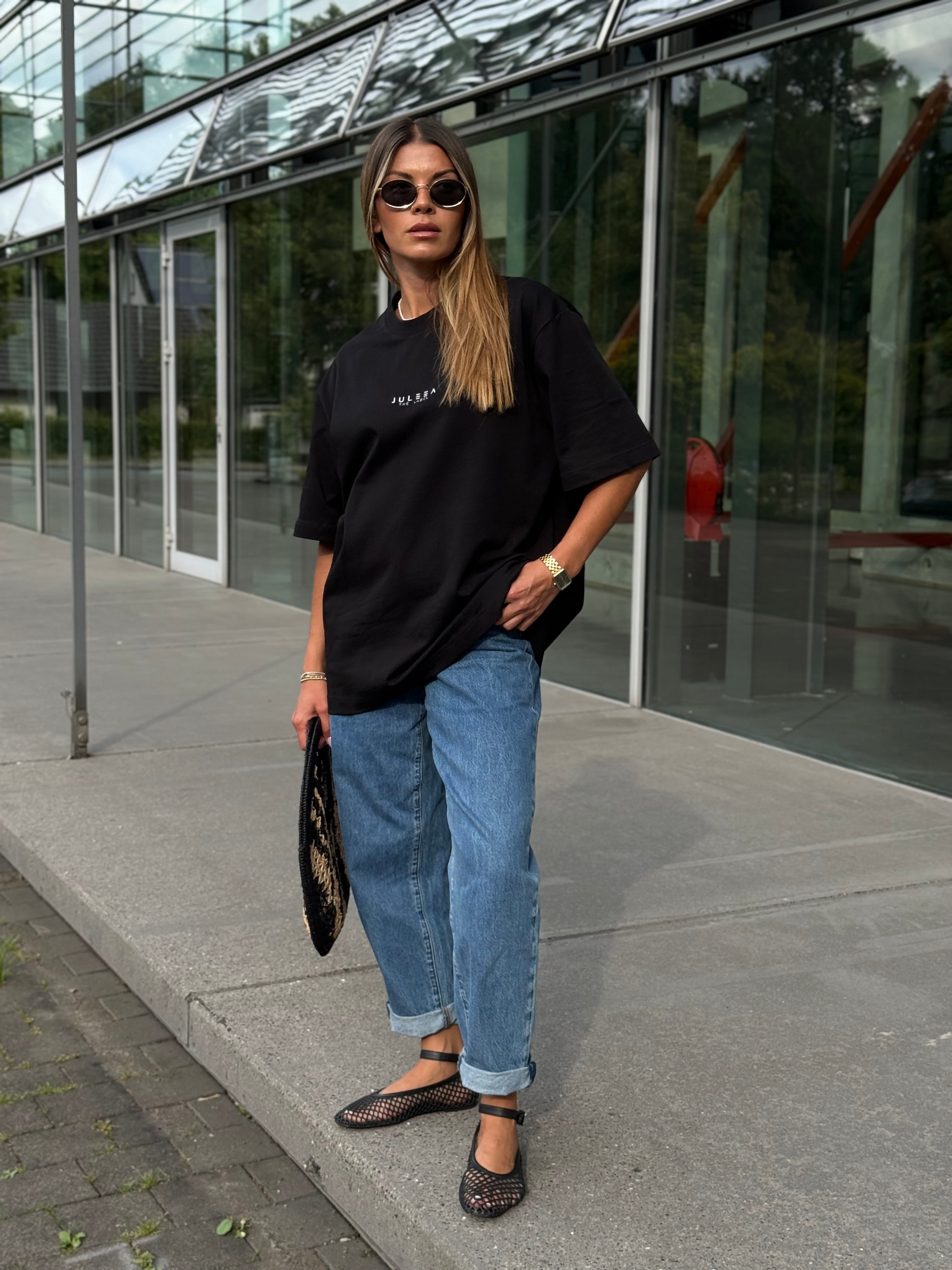 OVERSIZED T-SHIRT LEA
